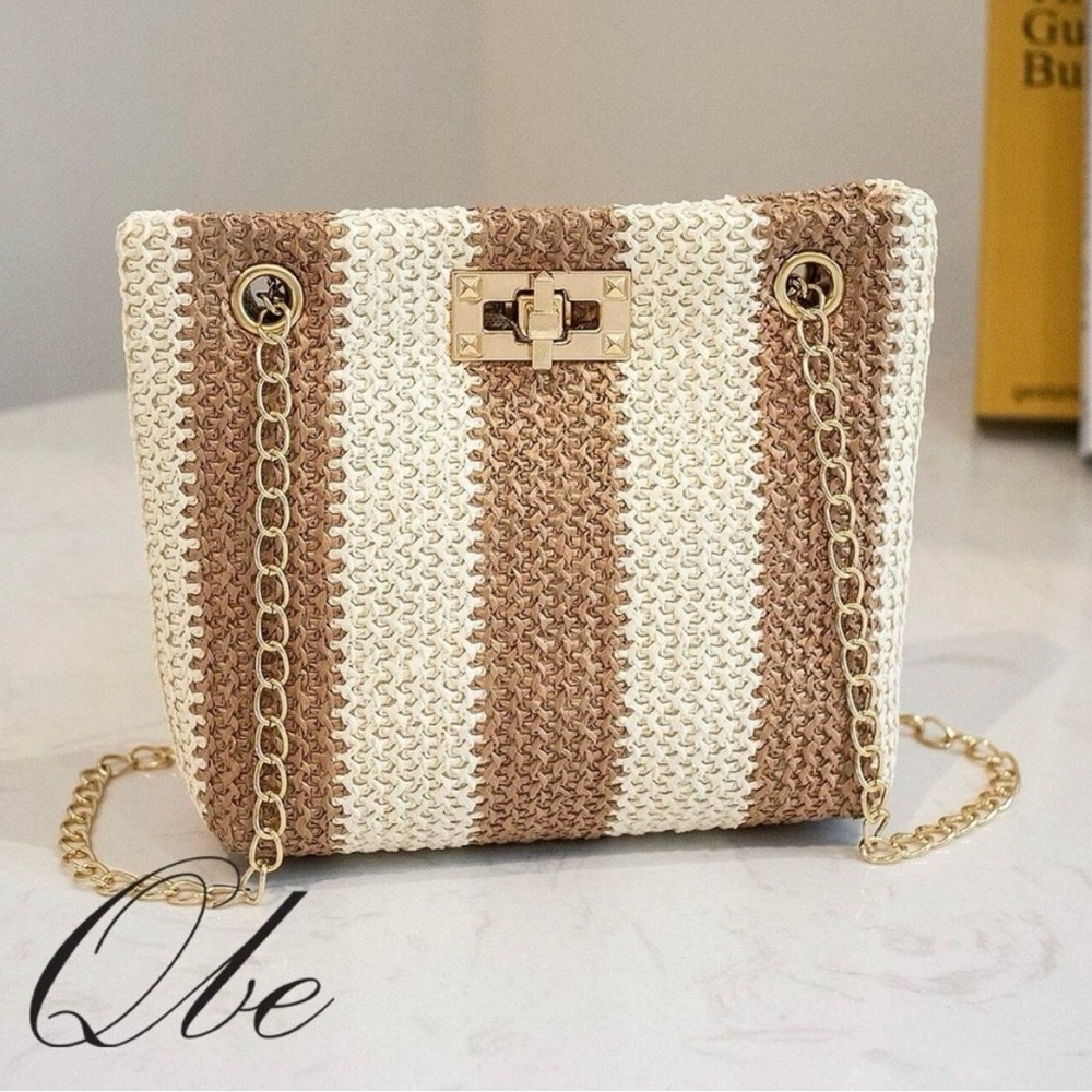 Striped straw chain strap purse